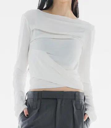 oaf DRAPE SILKY TOP IVORY 티셔츠