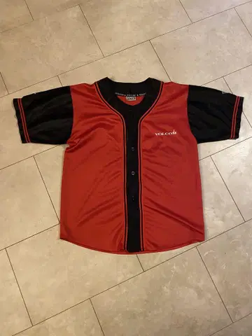 Volcom game t shirt 90s