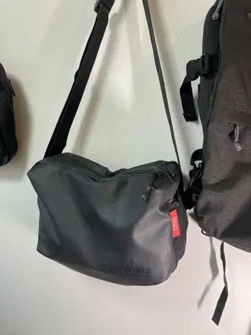 블랙 숄더백 빅