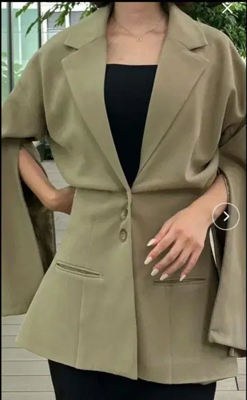 택 포함 새상품 슬릿 슬리브 허리 마크 테일러드 자켓