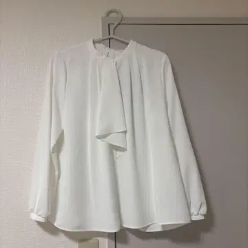 PLST UV컷 프릴 타이 블라우스