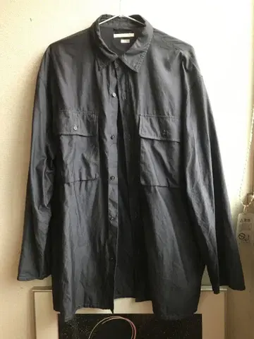 blurhms 다크 블루 포켓 부착 셔츠 사이즈 3