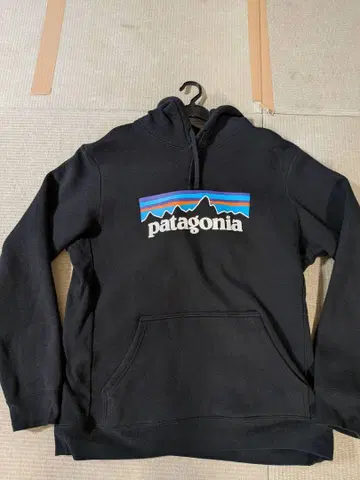 patagonia 파타고니아 블랙 후드 부착 후드티 M