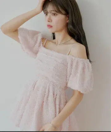 페더 페플럼 블라우스