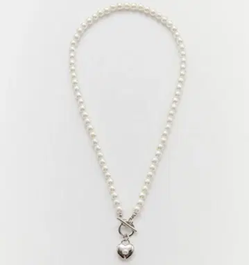 [ Hei ] bebe heart toggle pearl necklace
