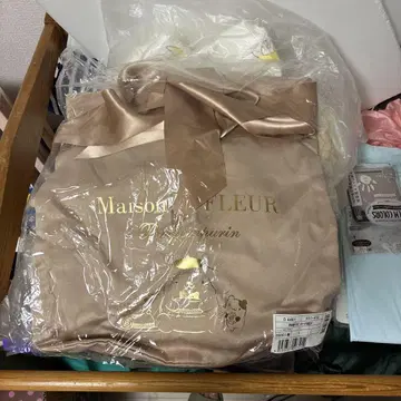 메종 드 플뢰르 폼폼푸딩 토트백