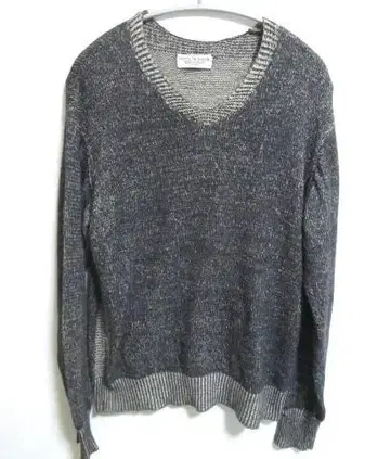 PHIGVEL 피그벨 V넥 절개 디자인 니트 스웨터