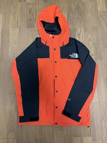 the north face mountain light jacket M