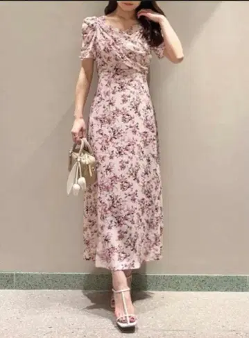 SNIDEL 레이온 카슈쿨 프린트 원피스