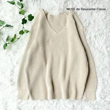 MUSE de Deuxieme Classe V넥 니트 베이지