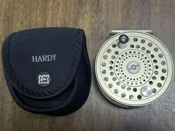 새상품급 중고 Hardy Salmon Special 샴페인 골드