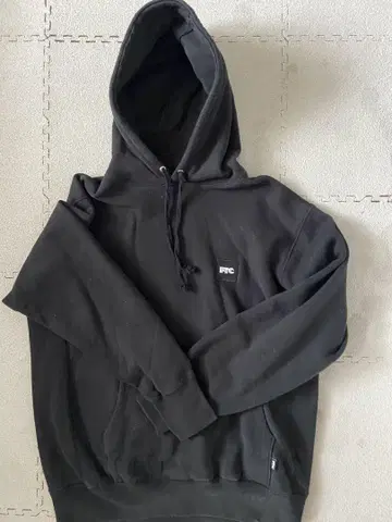 FTC 블랙 후드티 M
