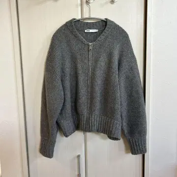 ZARA 지퍼 니트 봄버 자켓