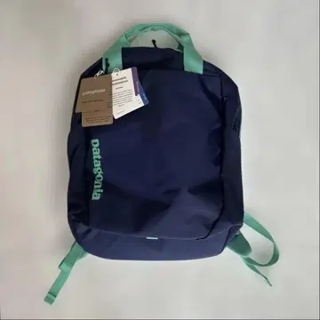 새상품 파타고니아 아톰 토트 팩 20L 네이비 백팩
