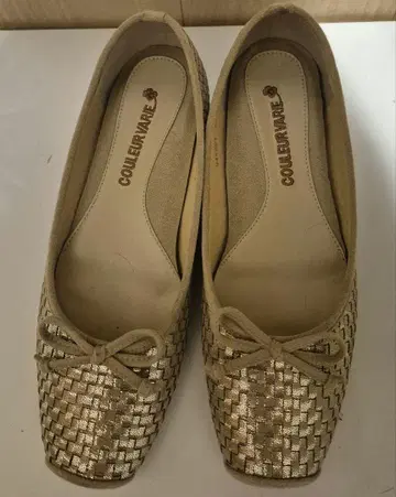 [새상품급] 크롤 발리에 골드 펌프스 23.5cm