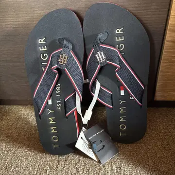 TOMMY HILFIGER 비치 샌들