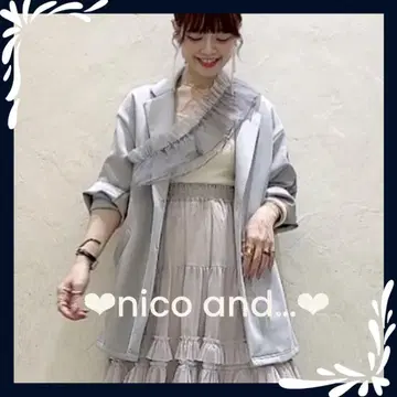 택 포함 새상품 n 니코앤드 트랙 라인 테일러드 자켓 라이트 그레이