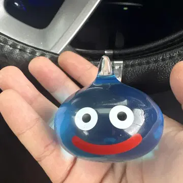 파란 슬라임 피규어