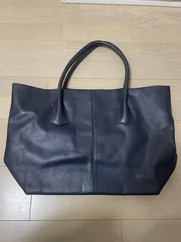 나노 유니버스 다크 블루 가죽 토트백