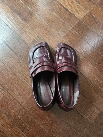 버건디 가죽 로퍼 M