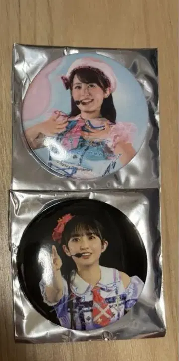 영화 Aqours documentary 캔뱃지 2개 세트