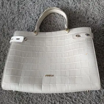 FURLA 화이트 가죽 핸드백 중형