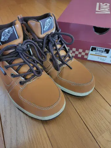 VANS V8060 하이컷 스니커즈 WHEAT