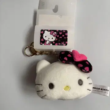 헬로키티 마스코트 참 하트 x 블랙 키링