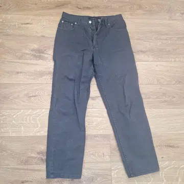 Calvin Klein 다크 그레이 페이드 블랙 데님 팬츠