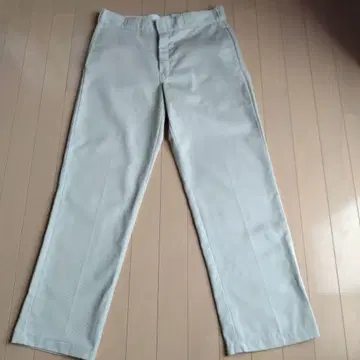 Dickies XBackdrop 32인치