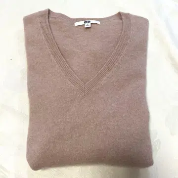 UNIQLO 캐시미어 100% 핑크 베이지 V넥 스웨터 M 사이즈