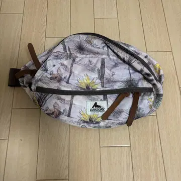 GREGORY 바디백 꽃무늬 S