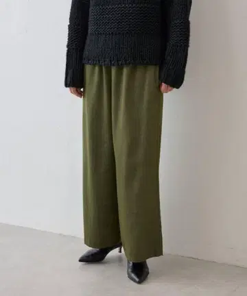 BEARDSLEY 허리 리브 텐셀 데님 팬츠 새상품급