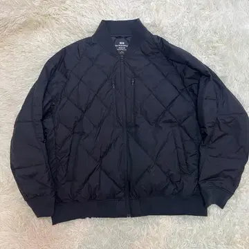 화이트 마운티니어링 콜라보 다운 자켓 4XL 유니클로 블랙