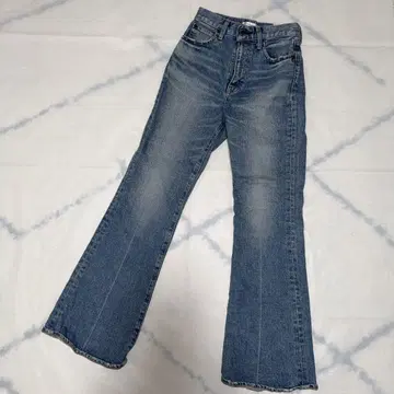 moussy 마우지 데님 플레어 데님 사이즈 24