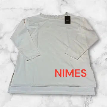 새상품 NIMES 프릴 넥 긴팔 T셔츠 아이보리 정가 9500엔
