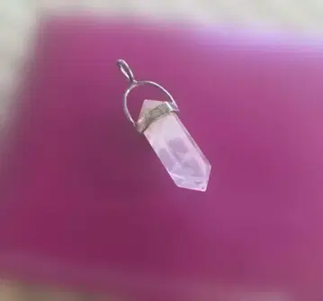로즈쿼츠 펜던트 탑 각인 실버 있음