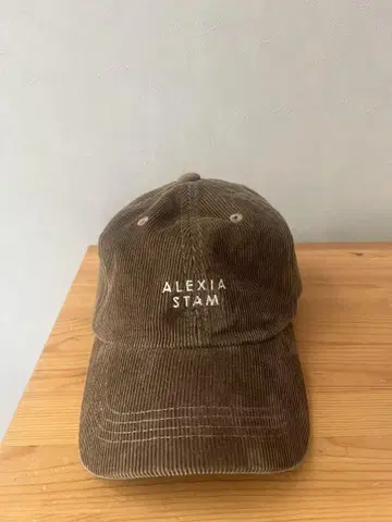 ALEXIA STAM 코듀로이 캡 브라운