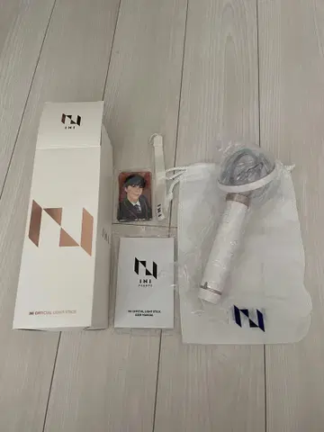 INI 응원봉