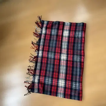 체크 무늬 스톨 빨간색 블랙