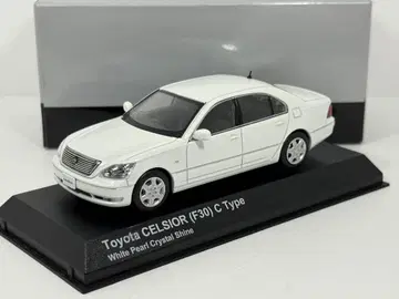 1/43 도요타 F30 셀시오 C 타입 화이트 펄
