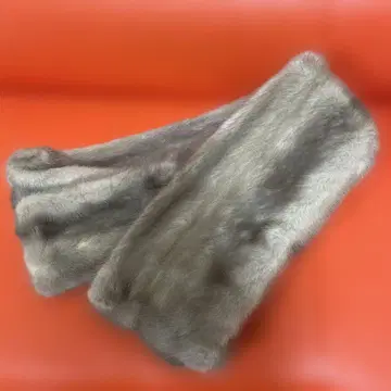 그레이 퍼스트 울 머플러