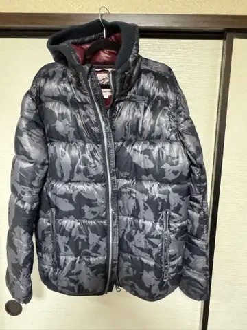 카모 패턴 다운 자켓 후드 부착
