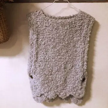 미나 페르호넨 sheep cloud 니트 베스트