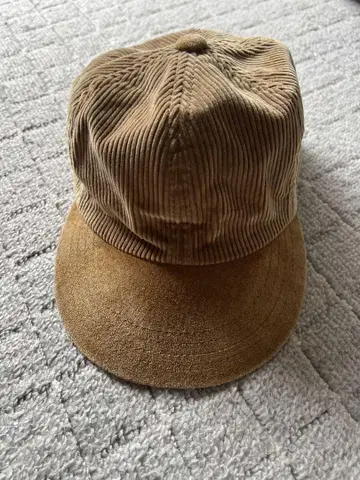 HenderScheme 베이지 코듀로이 헌팅 캡
