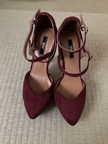 버건디 스트랩 하이힐 23.5cm R&E 미사용 새상품