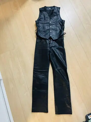할리데이비슨 가죽 베스트와 팬츠 세트 블랙