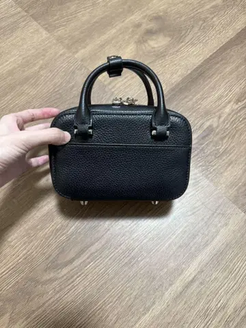 가죽 블랙 숄더백