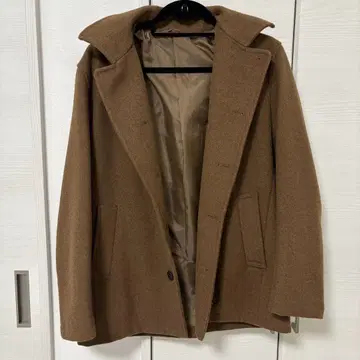 a.v.v HOMME 브라운 후드 부착 코트
