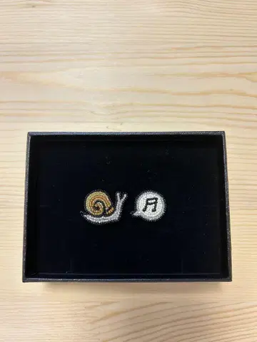 고바야시 모코 maison des perles 달팽이 & 음표 PIN